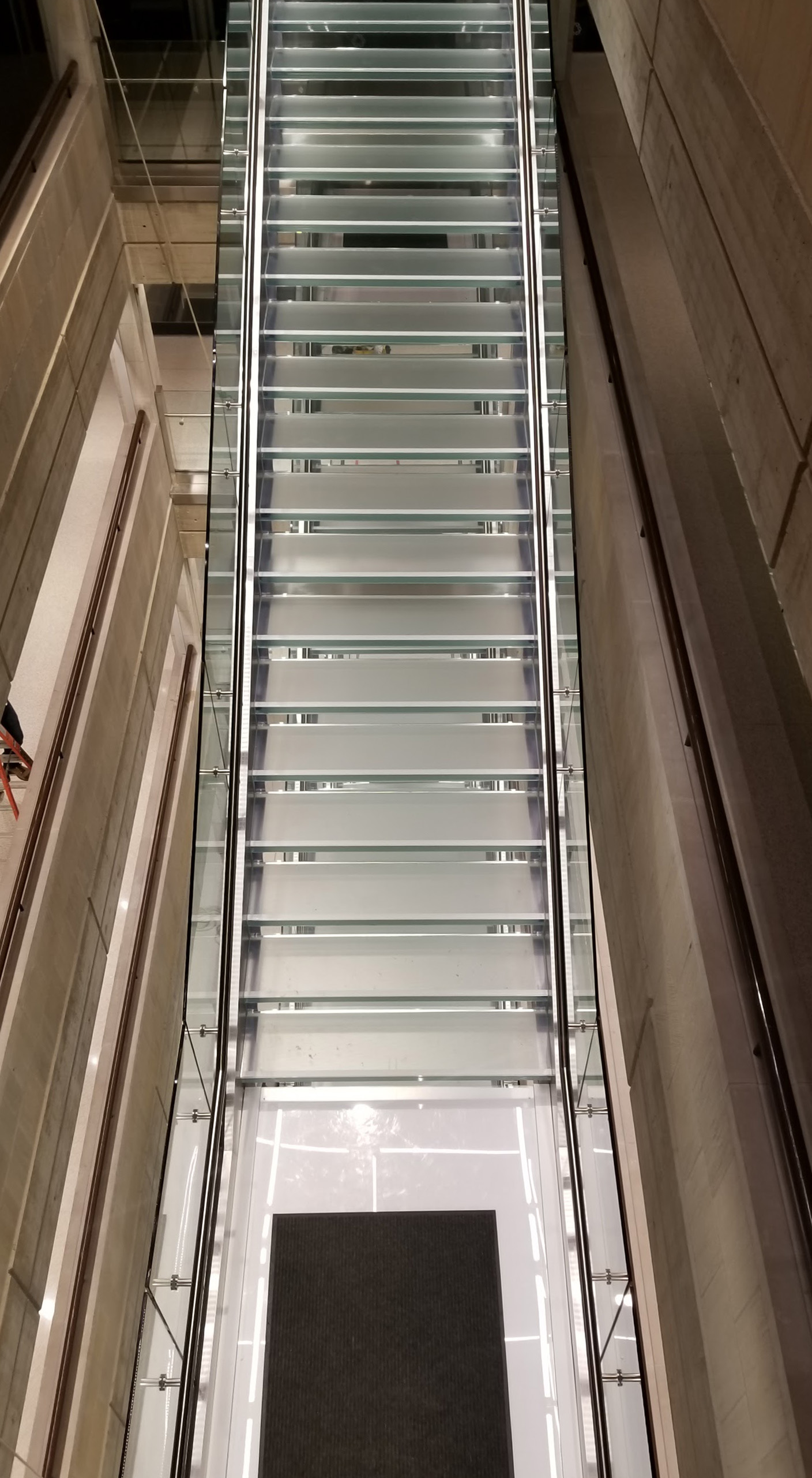 GlassWalk™ Glass Stair Treads